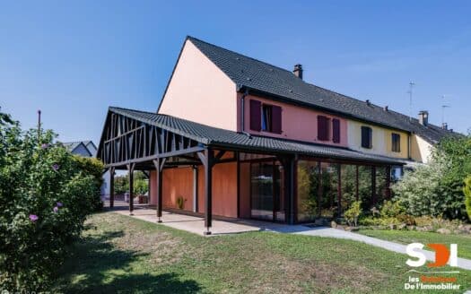 PLOBSHEIM – MAISON 117M² SUR 5,15 ARES – 5P/4CH AVEC PISCINE + COUR + JARDIN + VERANDA + CAVE