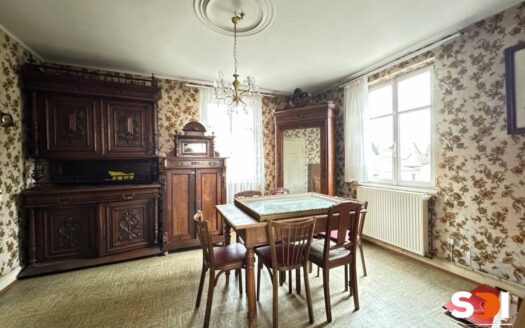 GERSTHEIM – MAISON DE VILLE 169M² SUR 2,17 ARES AVEC COUR