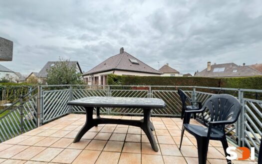 LINGOLSHEIM – MAISON 90M² SUR 4,69 ARES AVEC TERRASSE ET JARDIN