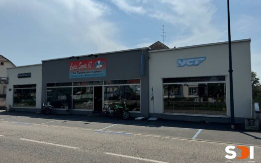ERSTEIN – LOCAL COMMERCIAL DE 230M² BIEN SITUE