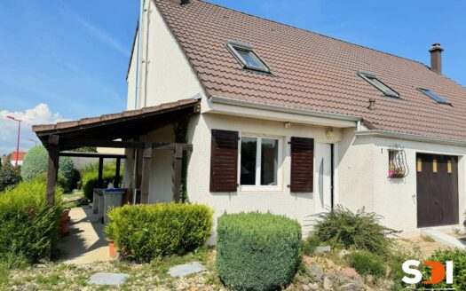 PLOBSHEIM – MAISON 90M² SUR 4,18 ARES AVEC GGE + JARDIN + S/S