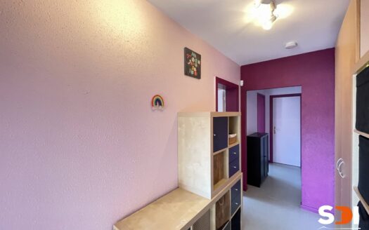 PLOBSHEIM – IMMEUBLE 185M² AVEC 2 LOGTS – S/S COMPLET SUR 5,42 ARES