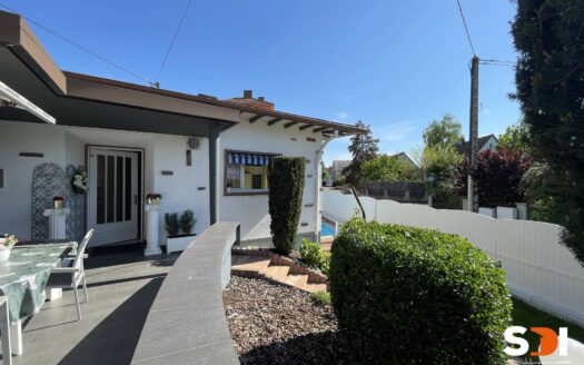 LINGOLSHEIM – MAISON DE PLAIN-PIED 185M² SUR 4,32 ARES AVEC PISCINE CHAUFFEE
