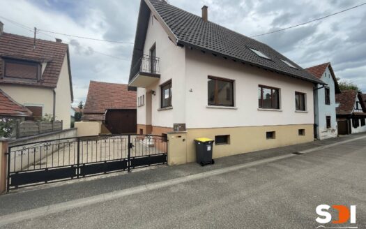 PLOBSHEIM – A LOUER MAISON 5P – 133M² AVEC COUR ET S/S