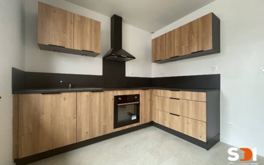 PLOBSHEIM – A LOUER MAISON 5P – 133M² AVEC COUR ET S/S
