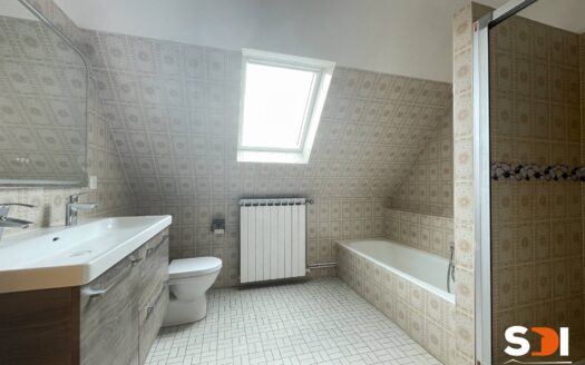 PLOBSHEIM – A LOUER MAISON 5P – 133M² AVEC COUR ET S/S