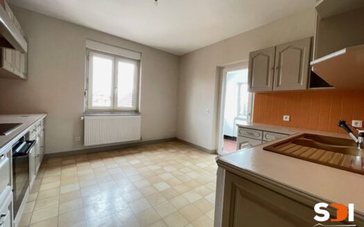 PLOBSHEIM – A LOUER T3 / 72M² AVEC TERRASSE + CAVE + PKG COUVERT