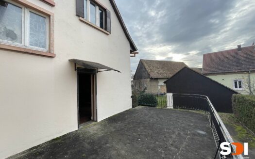 BOOFZHEIM – MAISON 130M² SUR 11,85 ARES AVEC JARDIN ARBORE + TERRASSE + DEPENDANCE + 4 GGES